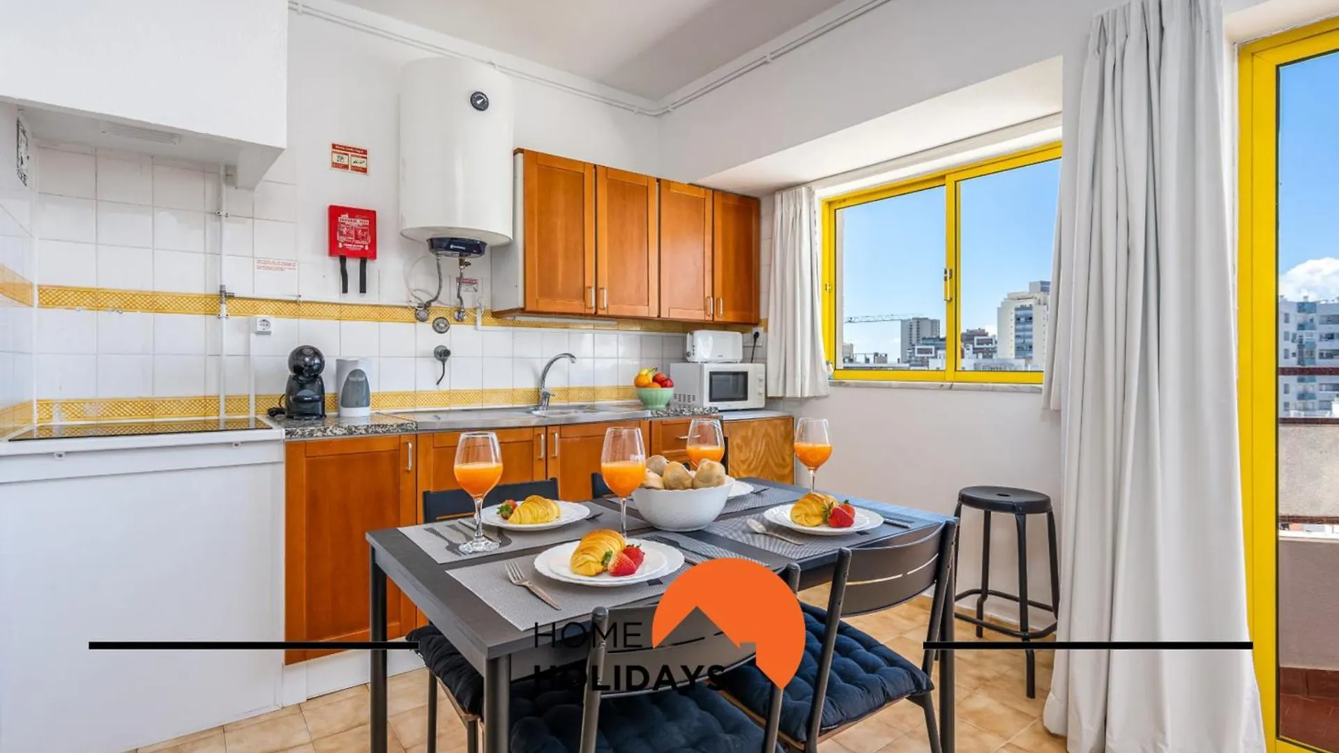 Apartment #303 Atlantida Praia Da Rocha By Home Holidays Portimao
