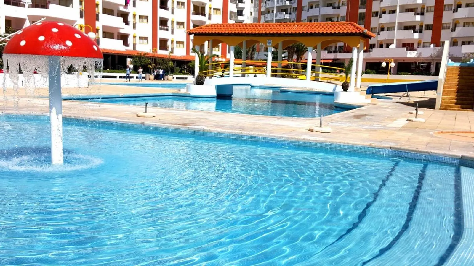 #303 Atlantida Praia Da Rocha By Home Holidays Portimão Apartamento