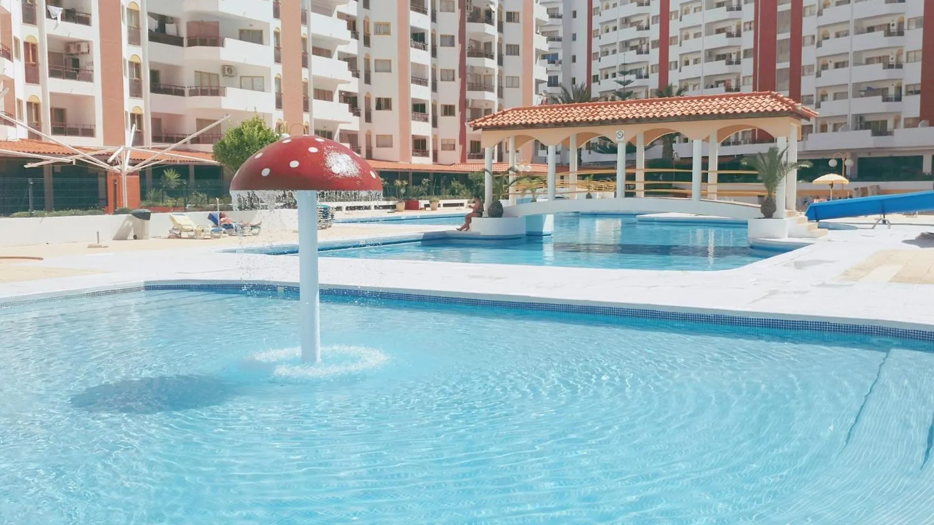 Apartamento #303 Atlantida Praia Da Rocha By Home Holidays Portimão